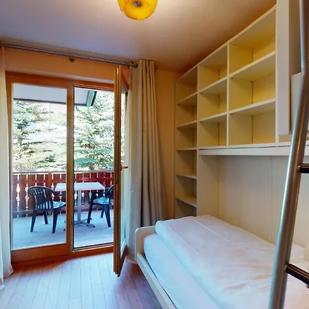 Chesa Seraina Abitaziun Seraina 3 - Cream - Lägenhet Madulain